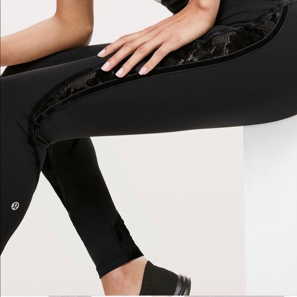 lululemon wunder under flocked